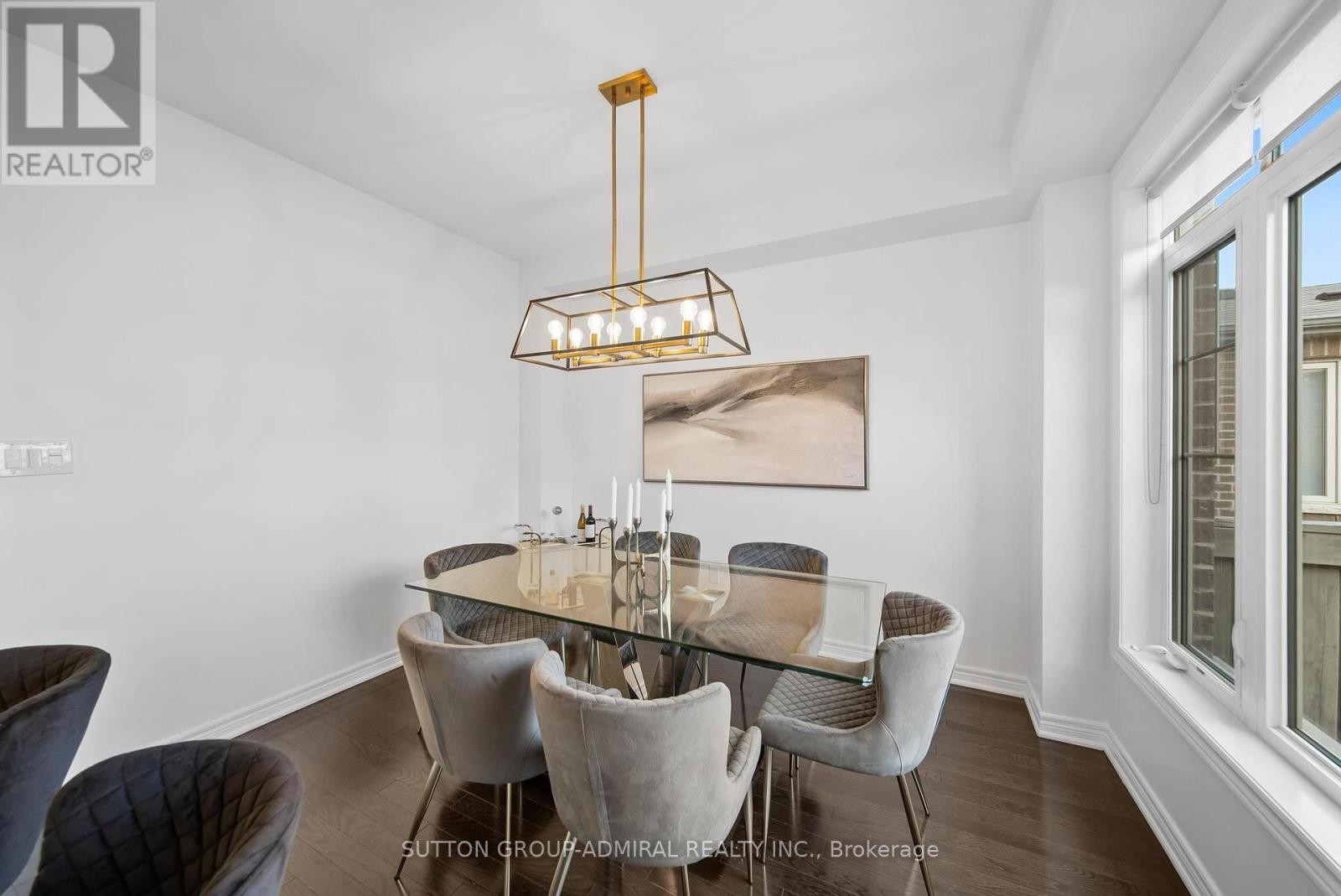 












49 EAST'S CORNERS BOULEVARD

,
Vaughan (Kleinburg),




Ontario
L4H3Z7

