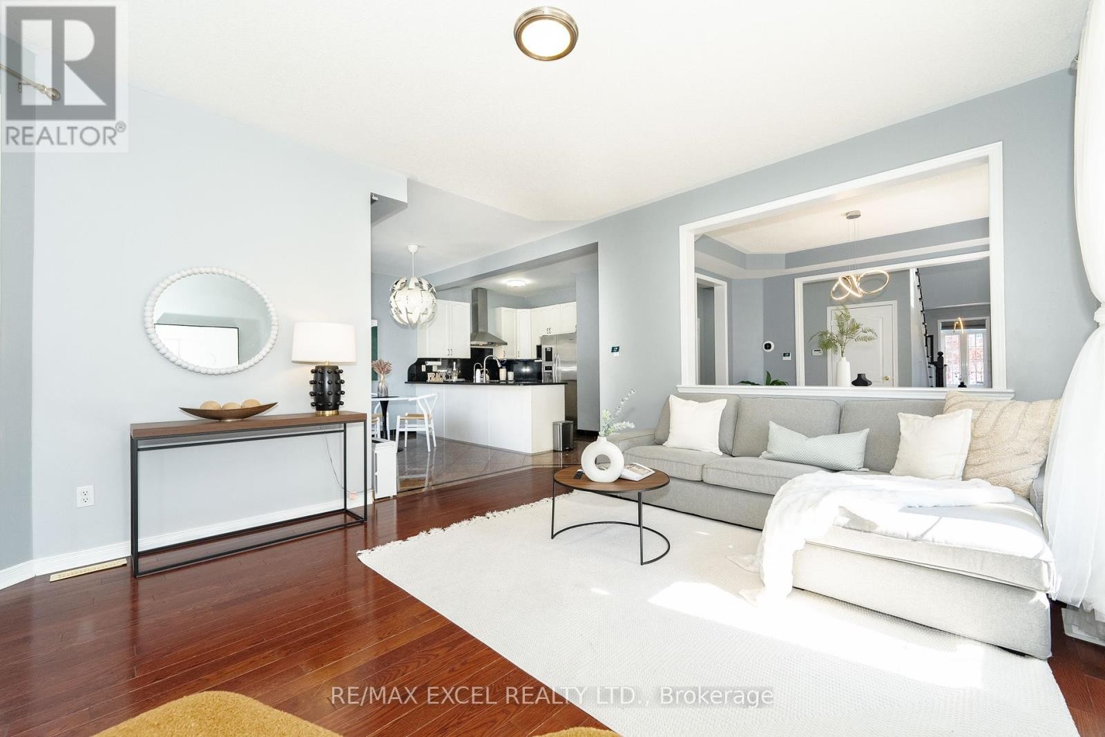 












2 GREENGAGE STREET

,
Markham (Greensborough),




Ontario
L6E1X9

