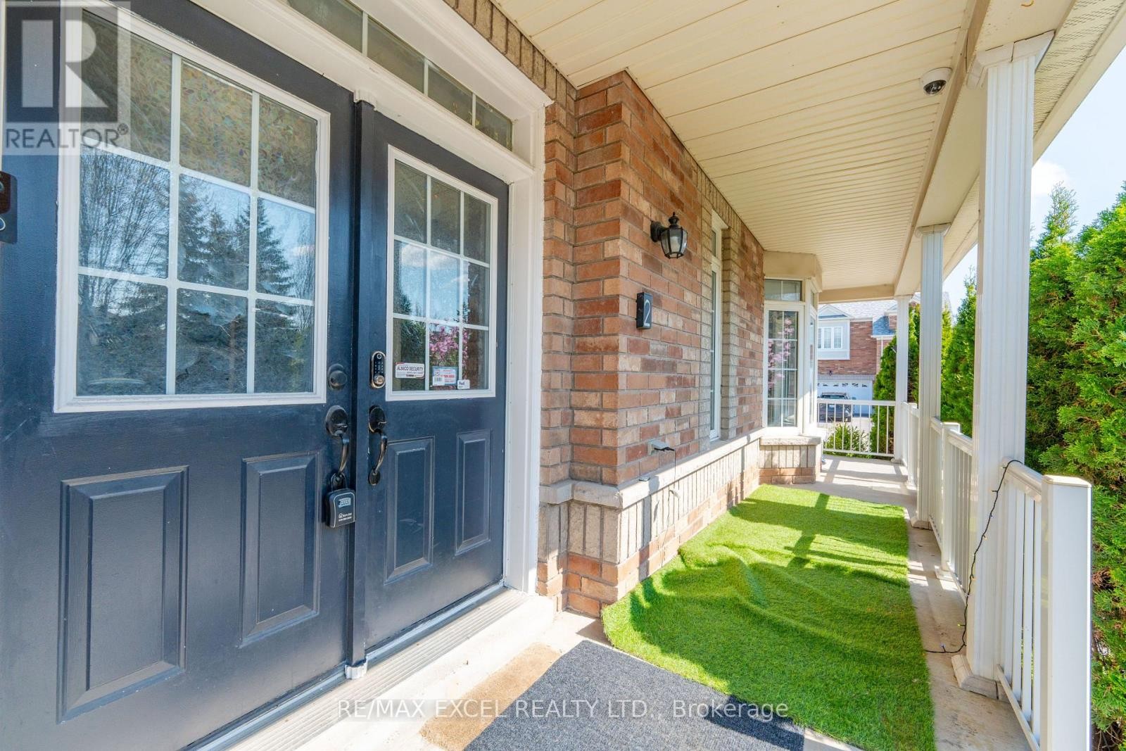 












2 GREENGAGE STREET

,
Markham (Greensborough),




Ontario
L6E1X9


