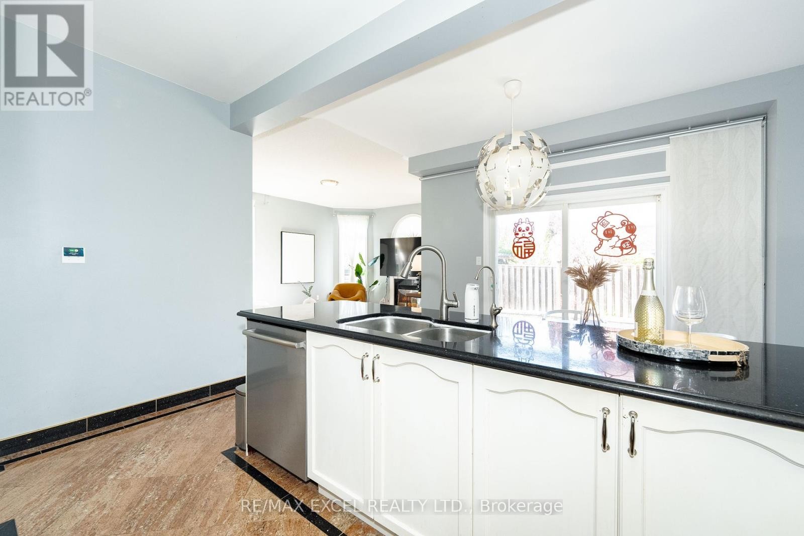 












2 GREENGAGE STREET

,
Markham (Greensborough),




Ontario
L6E1X9

