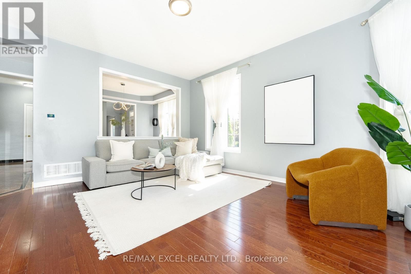 












2 GREENGAGE STREET

,
Markham (Greensborough),




Ontario
L6E1X9

