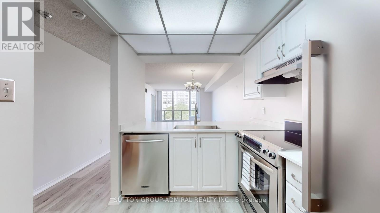 












410 - 175 CEDAR AVENUE

,
Richmond Hill (Harding),




Ontario
L4C9V3

