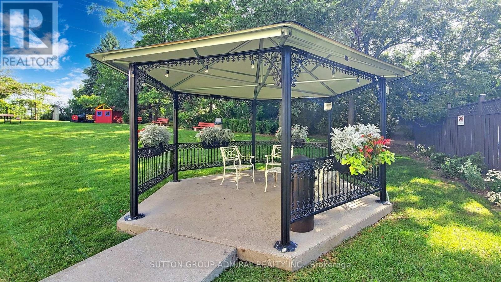 












410 - 175 CEDAR AVENUE

,
Richmond Hill (Harding),




Ontario
L4C9V3

