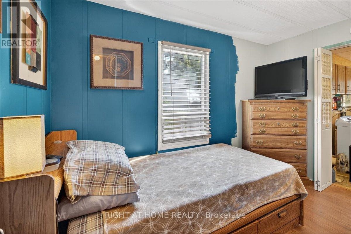 












45 LINDEN LANE

,
Innisfil,




Ontario
L9S1P2

