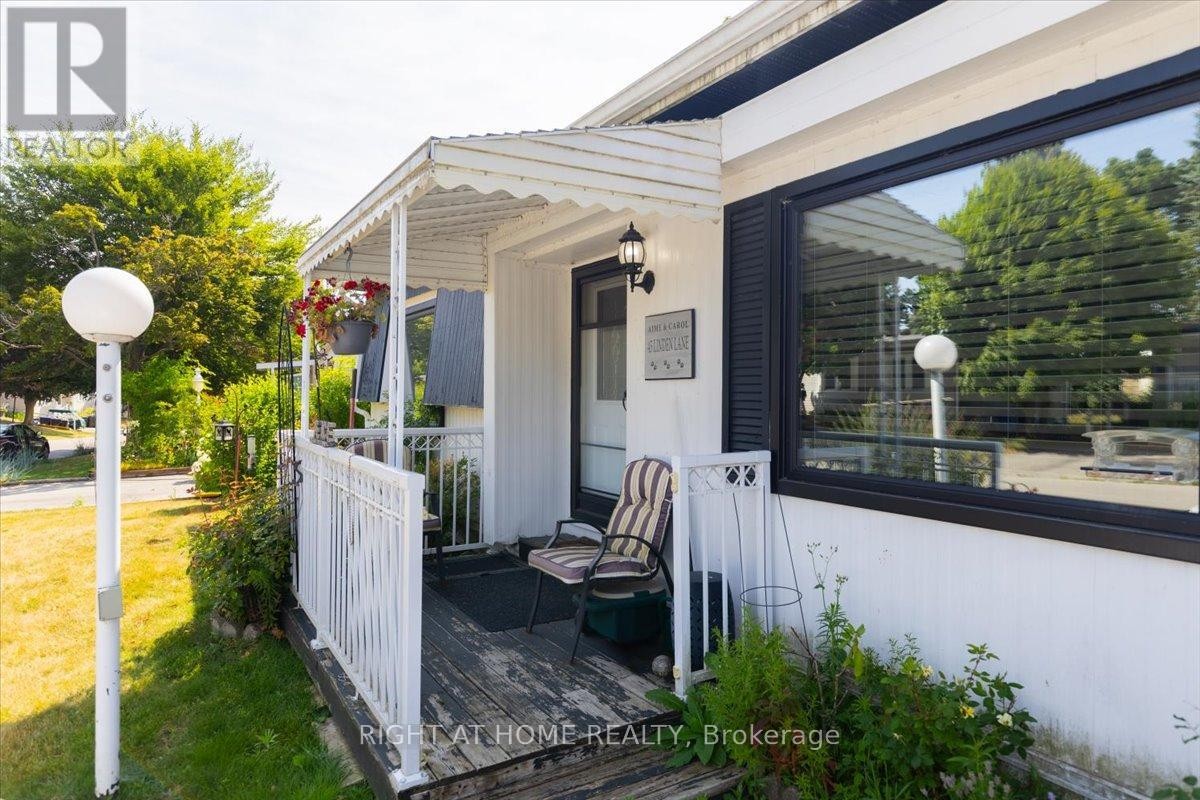 












45 LINDEN LANE

,
Innisfil,




Ontario
L9S1P2

