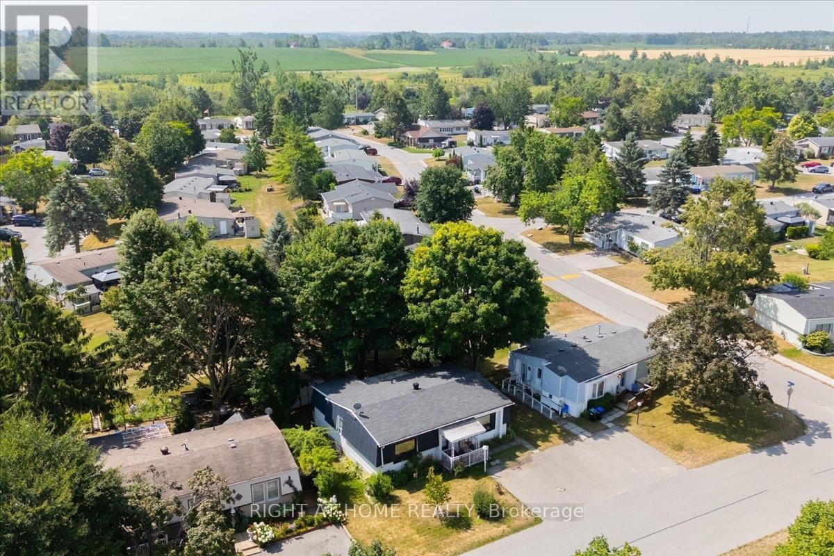 












45 LINDEN LANE

,
Innisfil,




Ontario
L9S1P2

