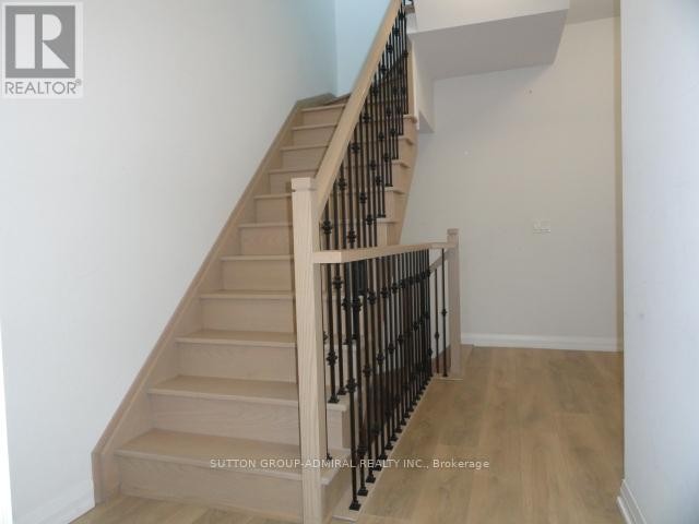 












3 - 1010 PORTAGE PARKWAY

,
Vaughan (Concord),




Ontario
L4K0K3

