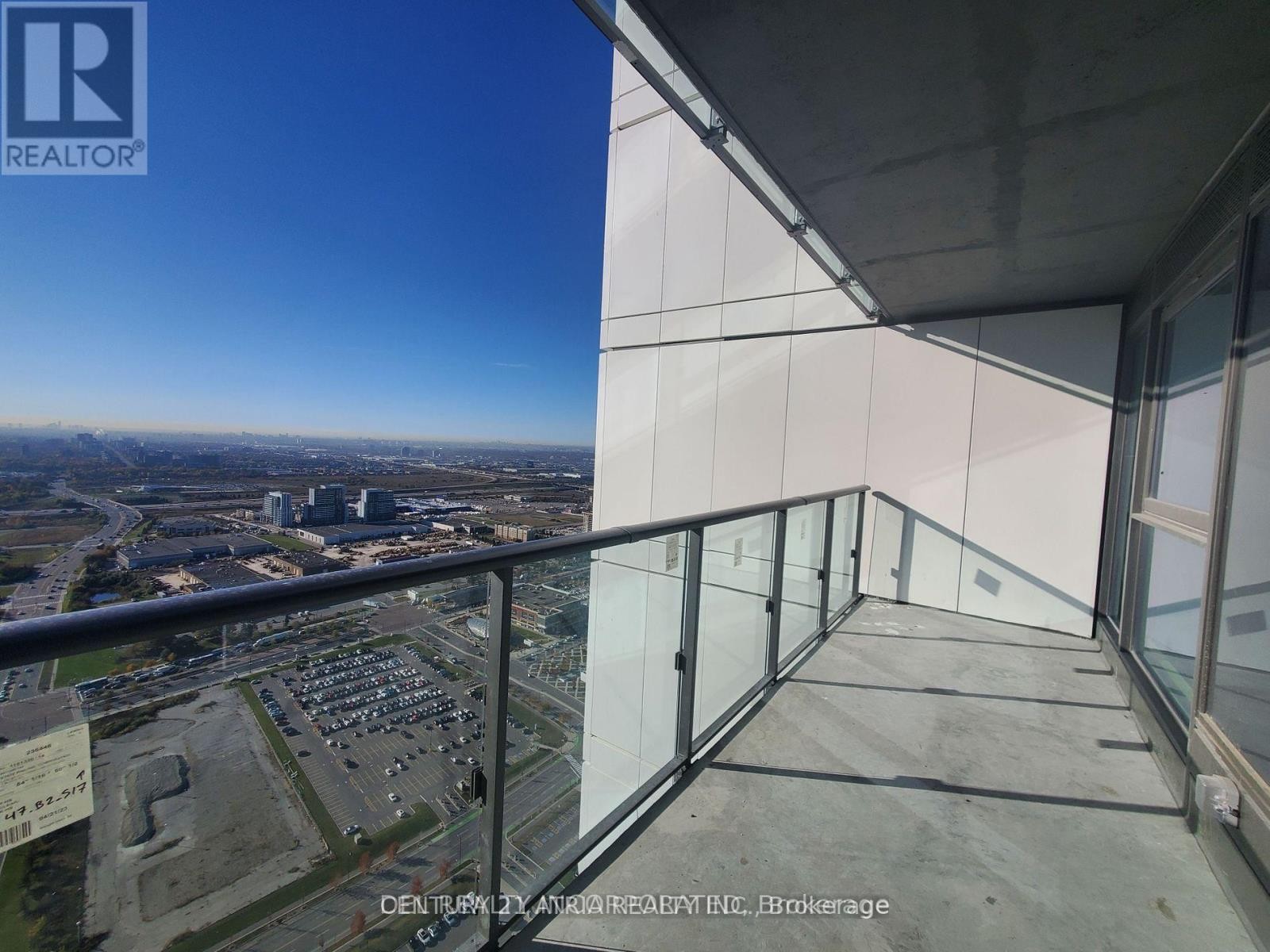 












5301 - 7890 JANE STREET

,
Vaughan (Vaughan Corporate Centre),




Ontario
L4K0K9

