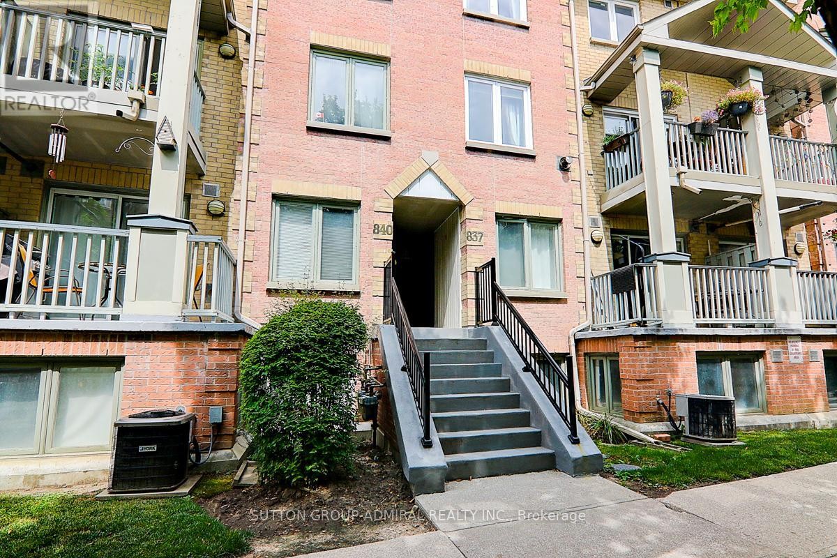 












838 - 75 WELDRICK ROAD E

,
Richmond Hill (Observatory),




Ontario
L4C0H9

