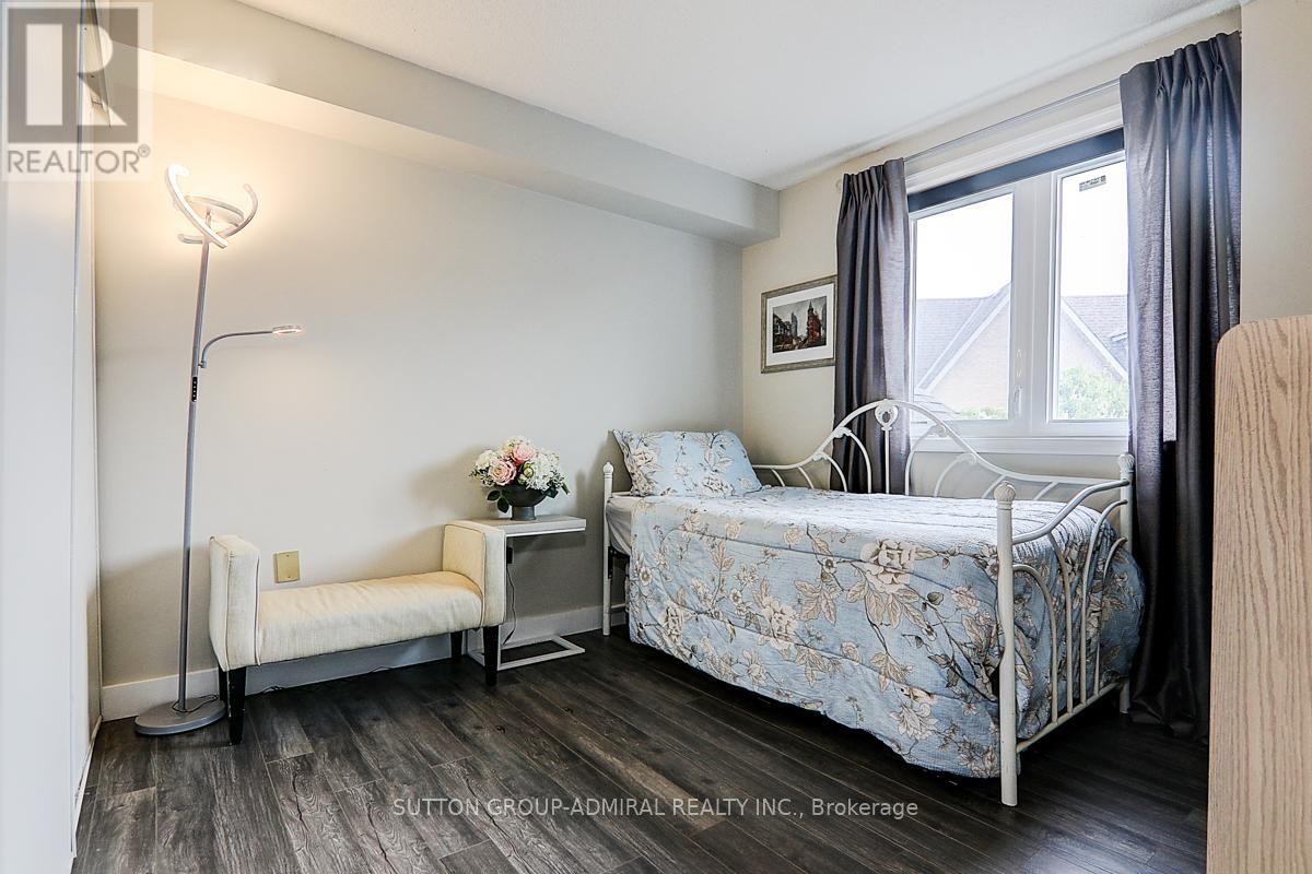 












838 - 75 WELDRICK ROAD E

,
Richmond Hill (Observatory),




Ontario
L4C0H9


