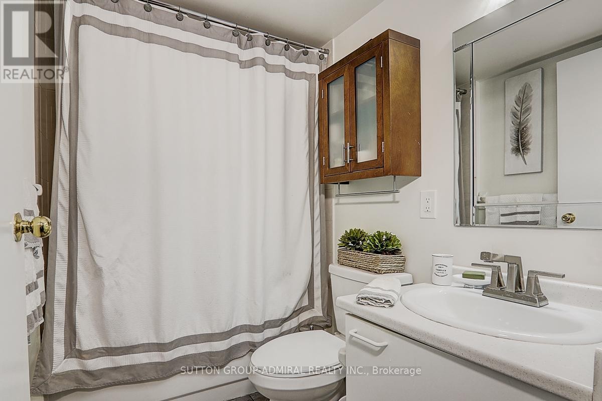 












838 - 75 WELDRICK ROAD E

,
Richmond Hill (Observatory),




Ontario
L4C0H9

