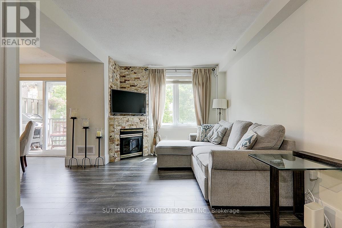 












838 - 75 WELDRICK ROAD E

,
Richmond Hill (Observatory),




Ontario
L4C0H9

