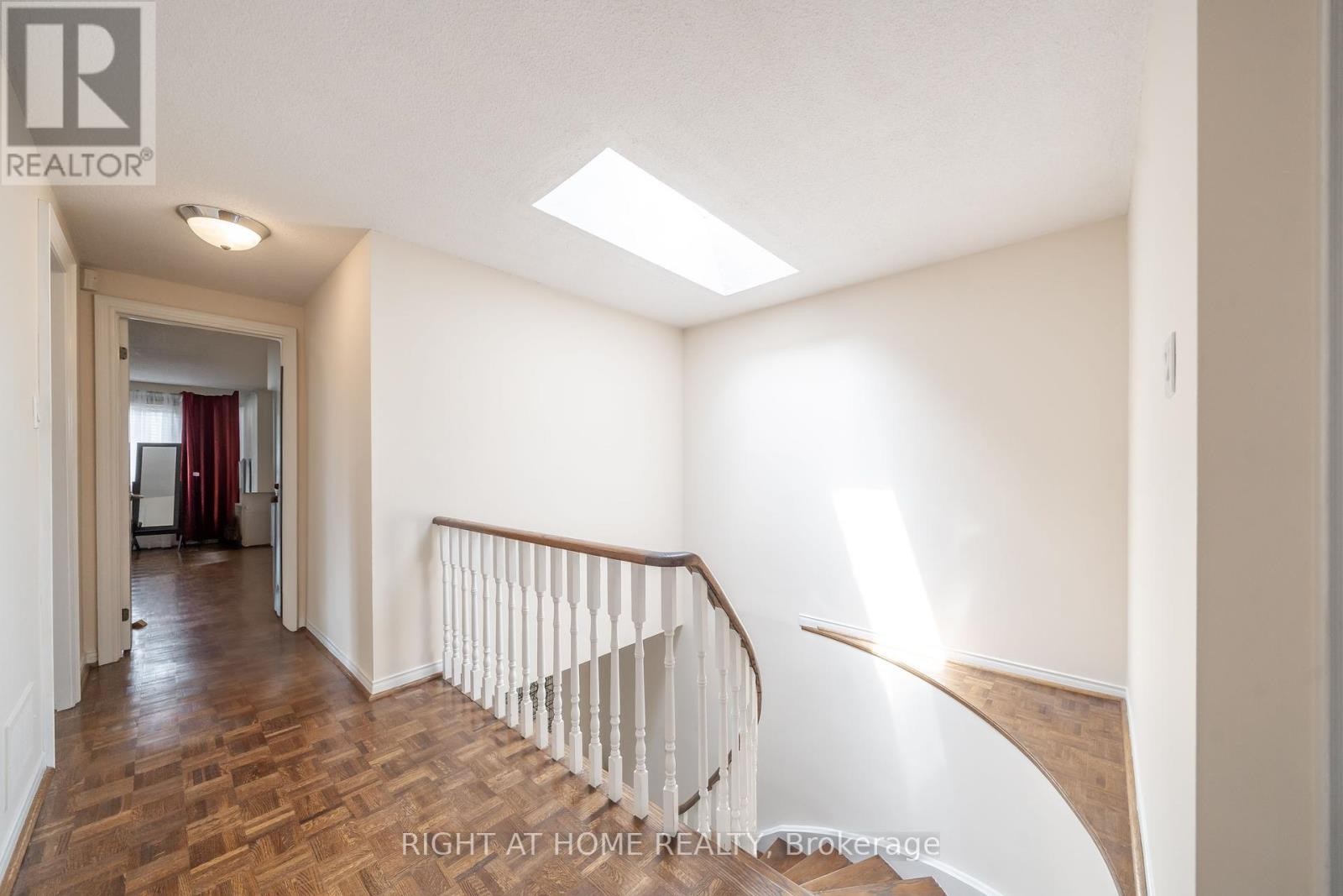 












259 TALL GRASS TRAIL

,
Vaughan (East Woodbridge),




Ontario
L4L3P7

