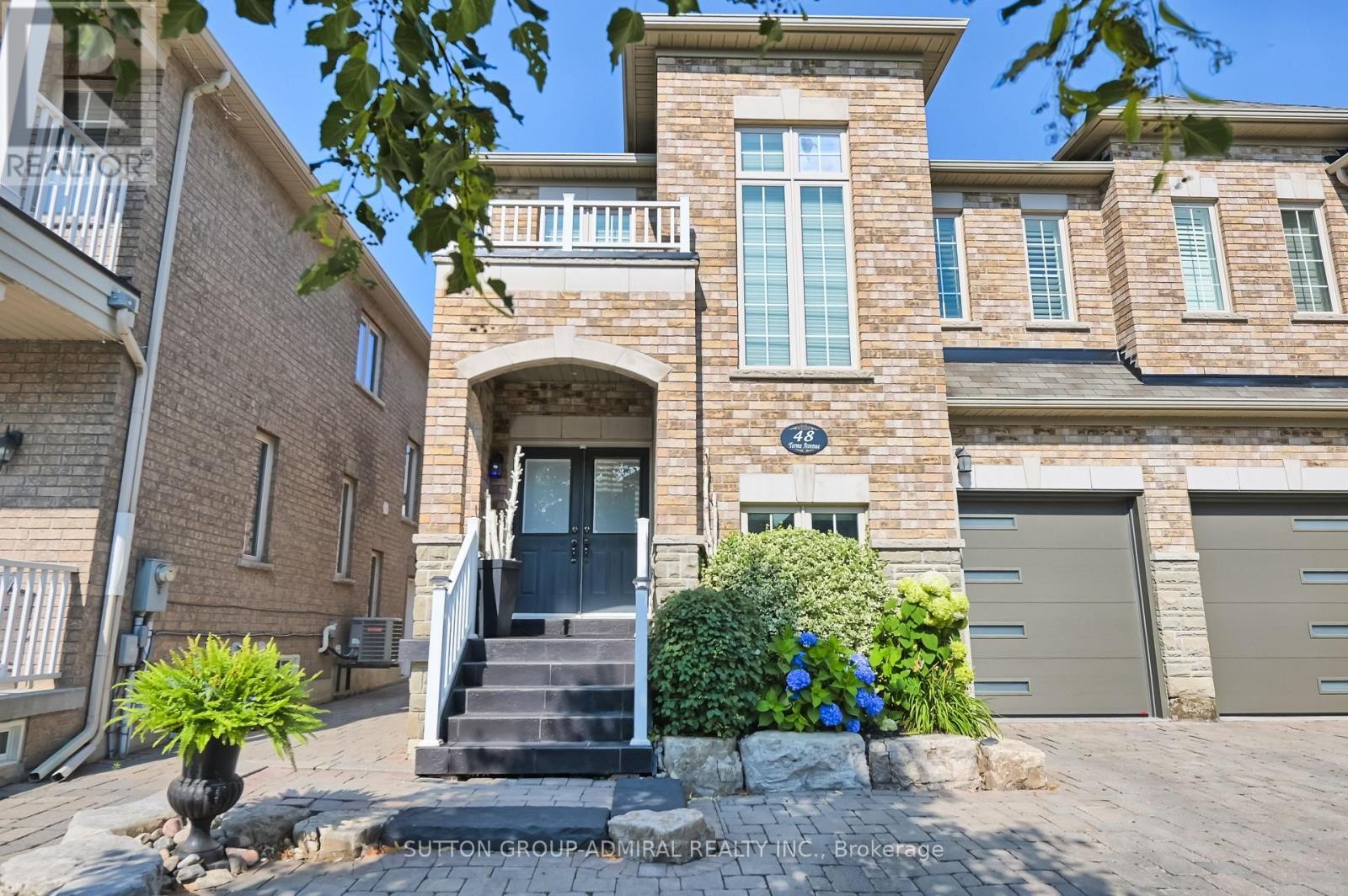 












48 TERME AVENUE

,
Vaughan (Vellore Village),




Ontario
L4H0R7

