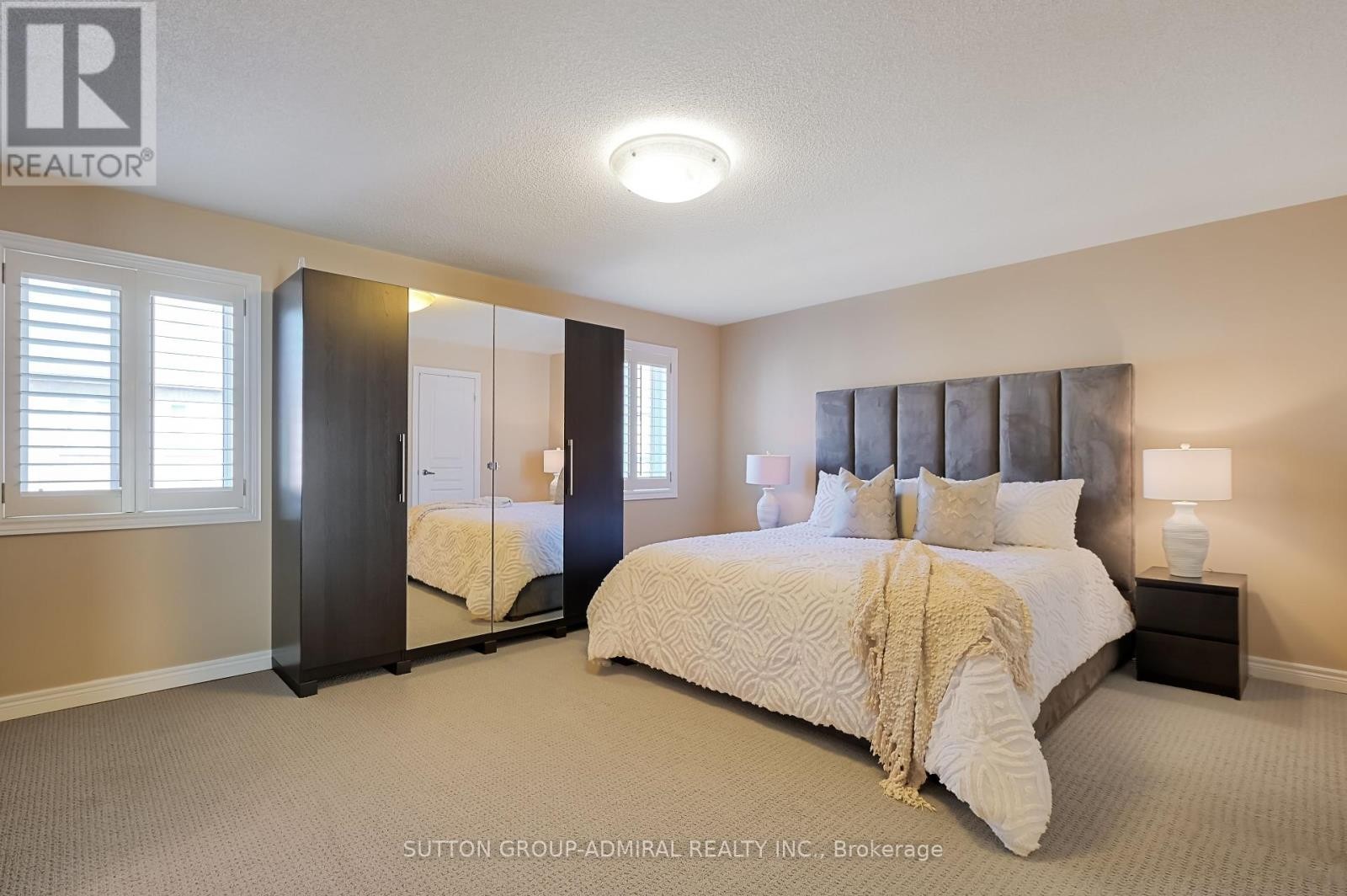 












48 TERME AVENUE

,
Vaughan (Vellore Village),




Ontario
L4H0R7

