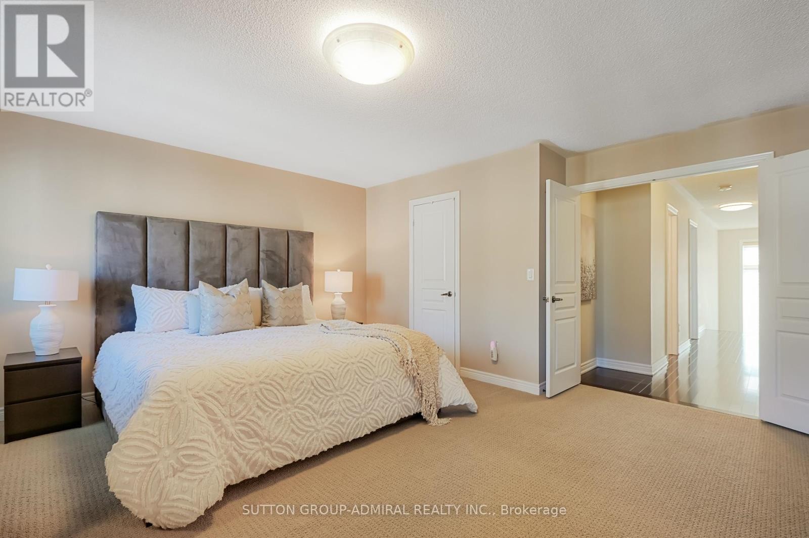 












48 TERME AVENUE

,
Vaughan (Vellore Village),




Ontario
L4H0R7

