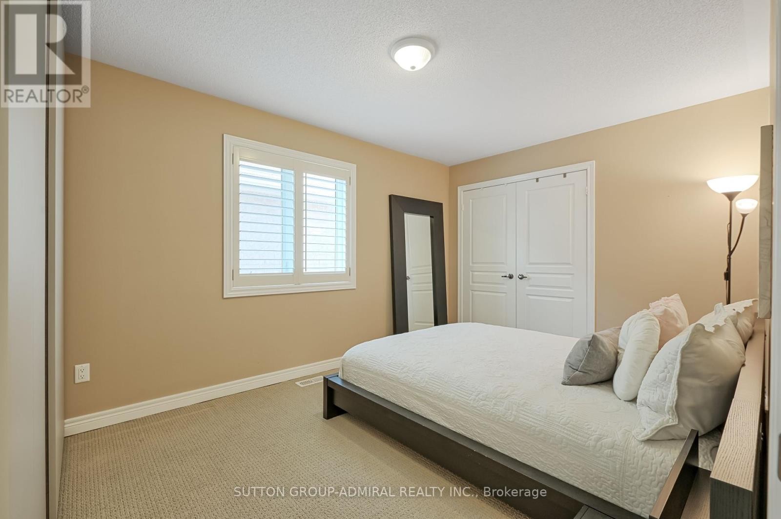 












48 TERME AVENUE

,
Vaughan (Vellore Village),




Ontario
L4H0R7

