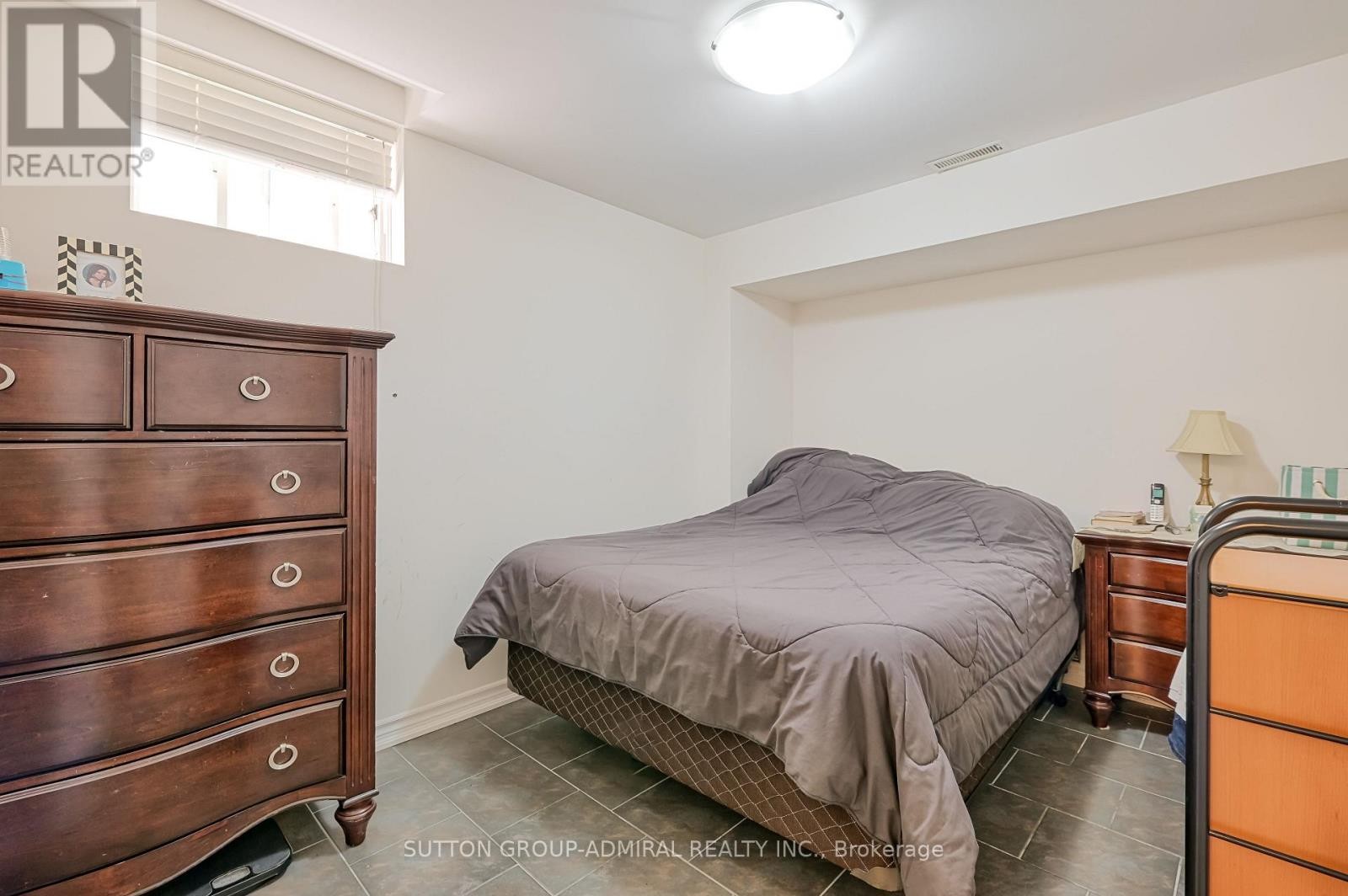 












48 TERME AVENUE

,
Vaughan (Vellore Village),




Ontario
L4H0R7

