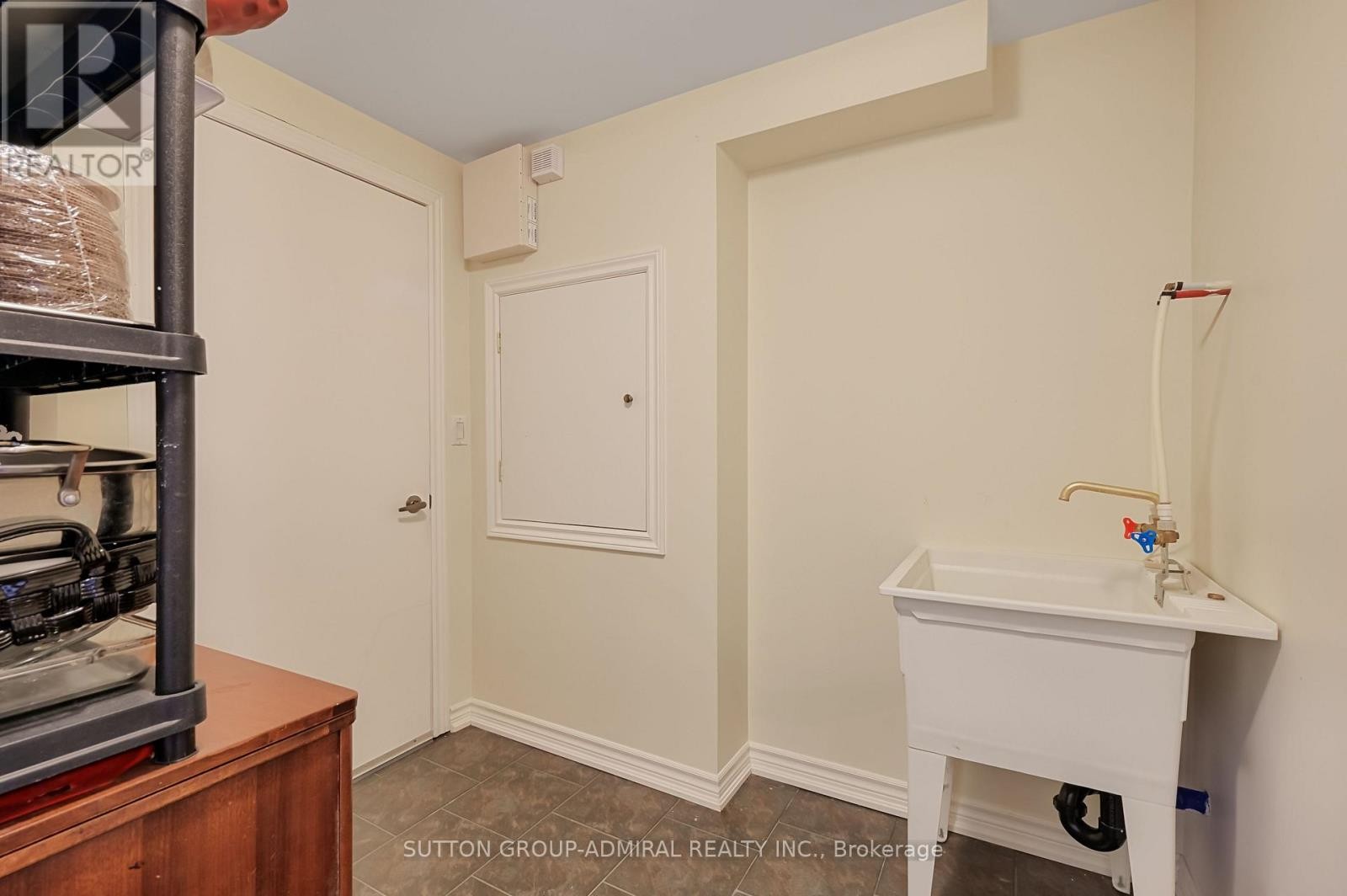 












48 TERME AVENUE

,
Vaughan (Vellore Village),




Ontario
L4H0R7


