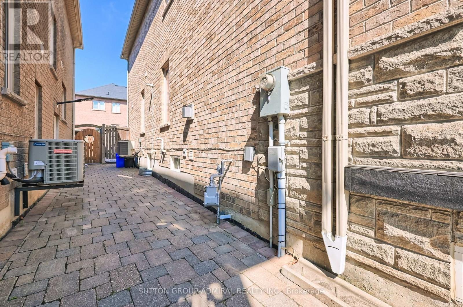












48 TERME AVENUE

,
Vaughan (Vellore Village),




Ontario
L4H0R7

