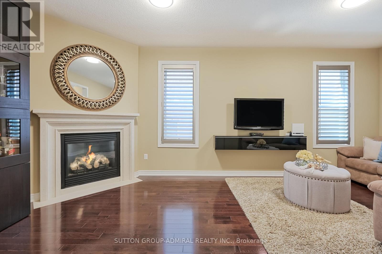 












48 TERME AVENUE

,
Vaughan (Vellore Village),




Ontario
L4H0R7

