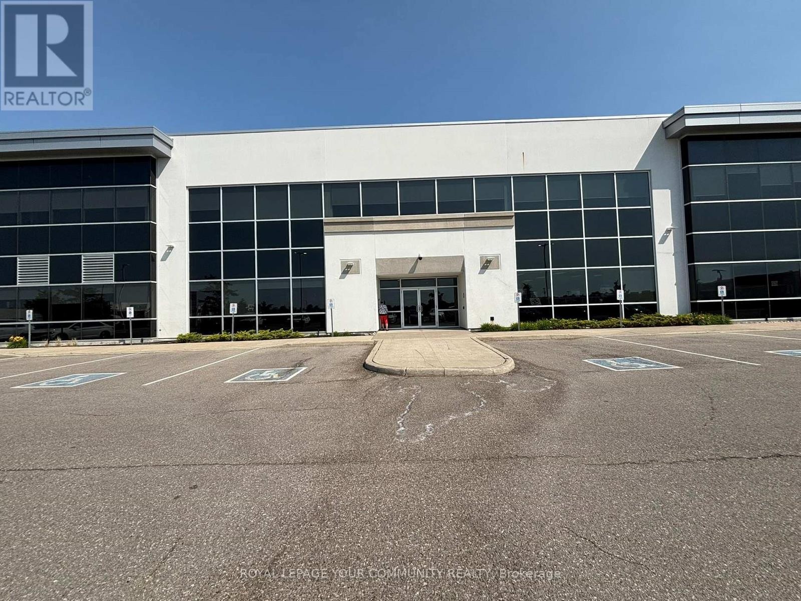 












200 C - 175 MOSTAR STREET

,
Whitchurch-Stouffville (Stouffville),




Ontario
L4A0Y2

