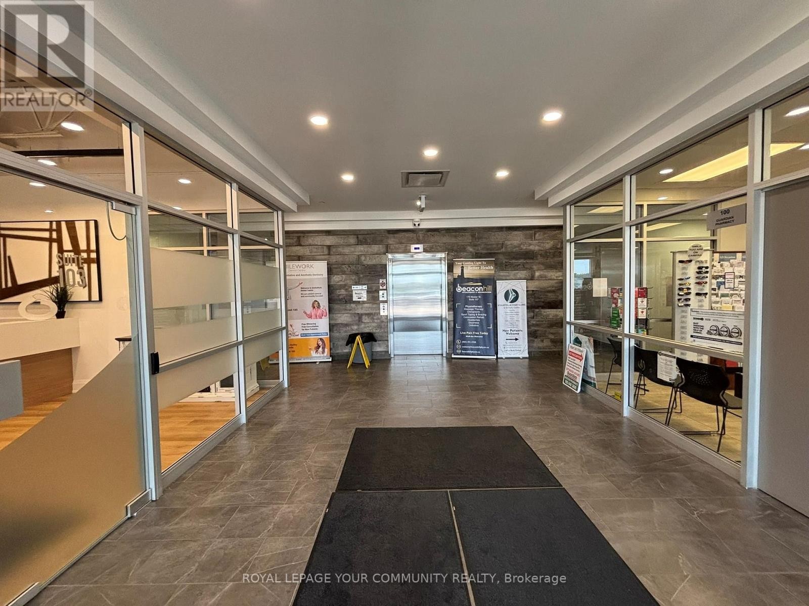 












200 B - 175 MOSTAR STREET

,
Whitchurch-Stouffville (Stouffville),




Ontario
L4A0Y2

