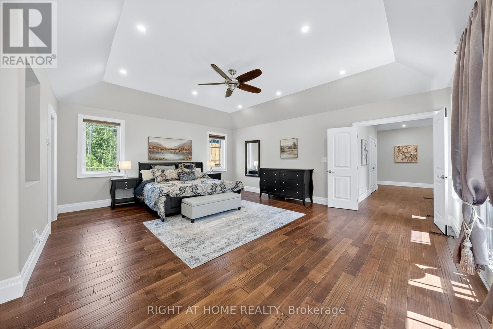 












3500 CRESCENT HARBOUR ROAD

,
Innisfil,




Ontario
L9S2Y8

