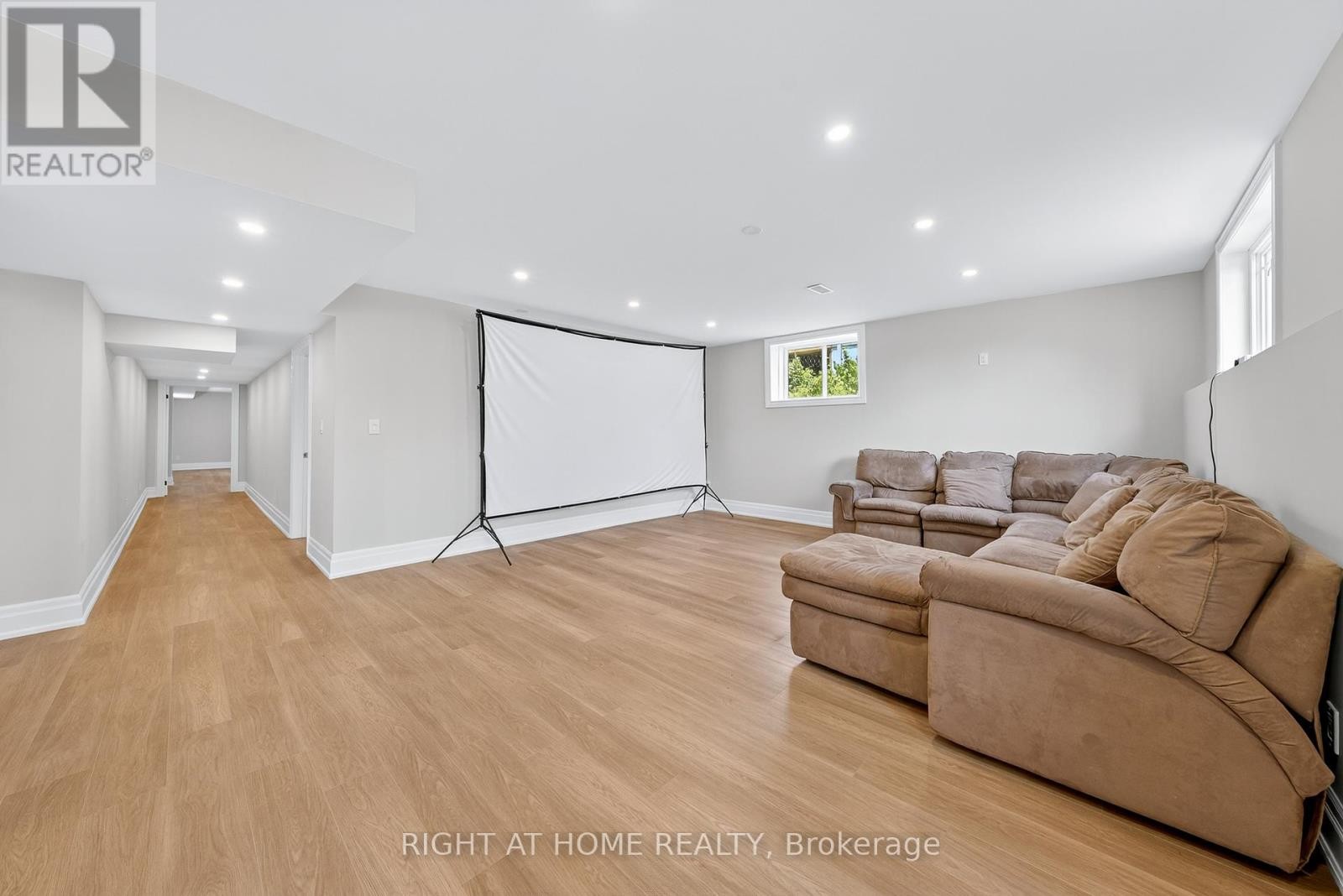 












3500 CRESCENT HARBOUR ROAD

,
Innisfil,




Ontario
L9S2Y8

