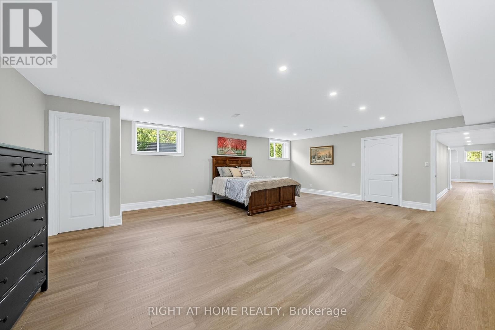 












3500 CRESCENT HARBOUR ROAD

,
Innisfil,




Ontario
L9S2Y8

