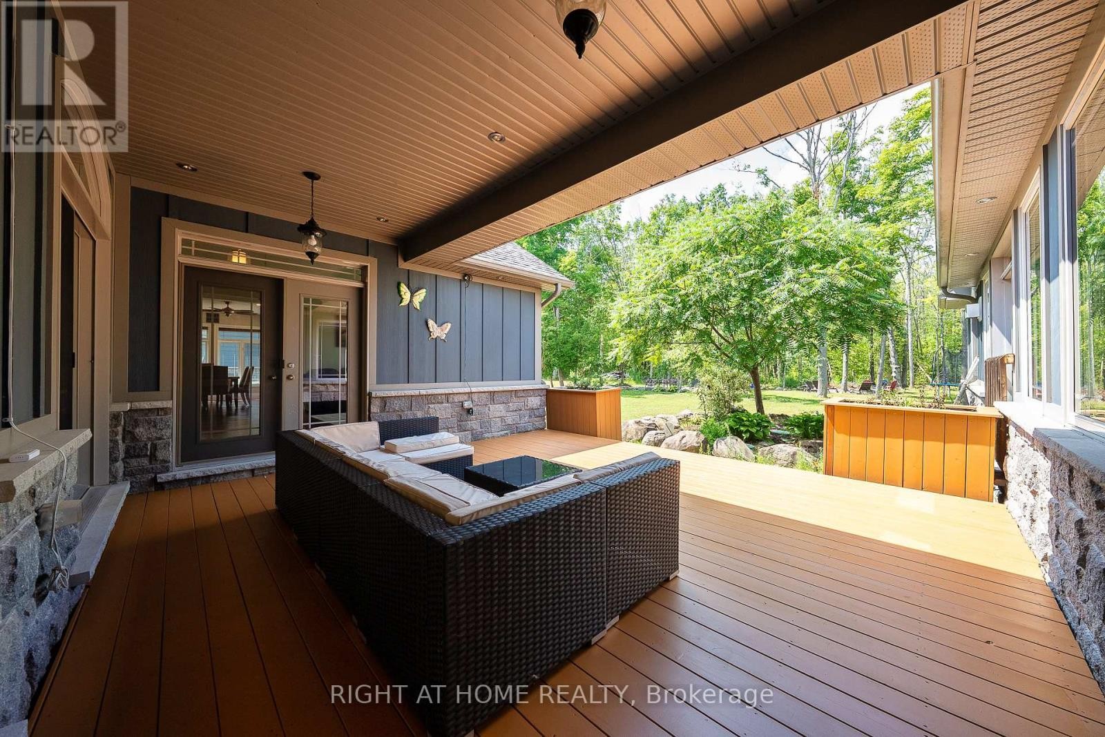 












3500 CRESCENT HARBOUR ROAD

,
Innisfil,




Ontario
L9S2Y8

