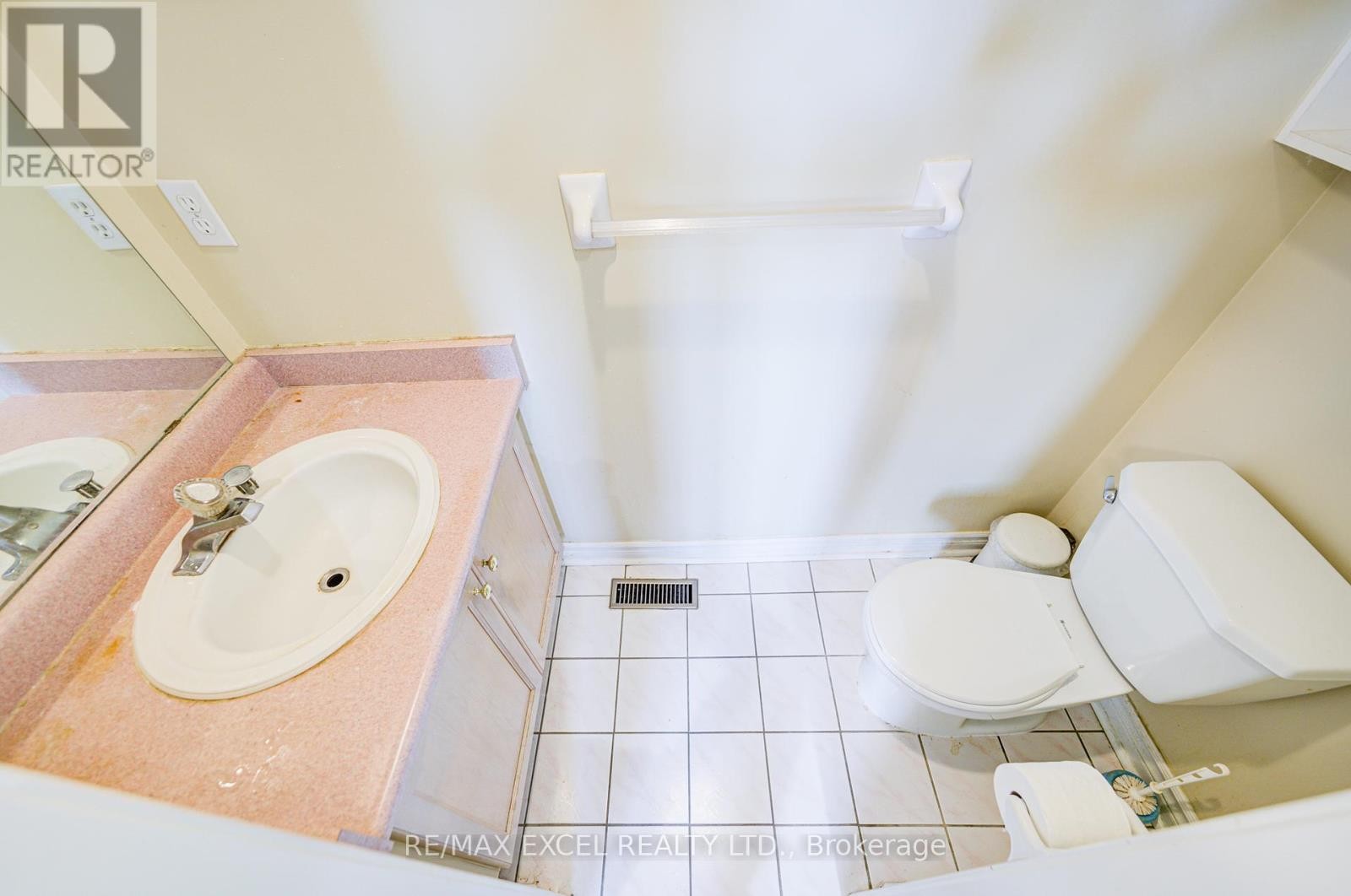 












263 MILLIKEN MEADOWS DRIVE

,
Markham (Milliken Mills West),




Ontario
L3R0W2

