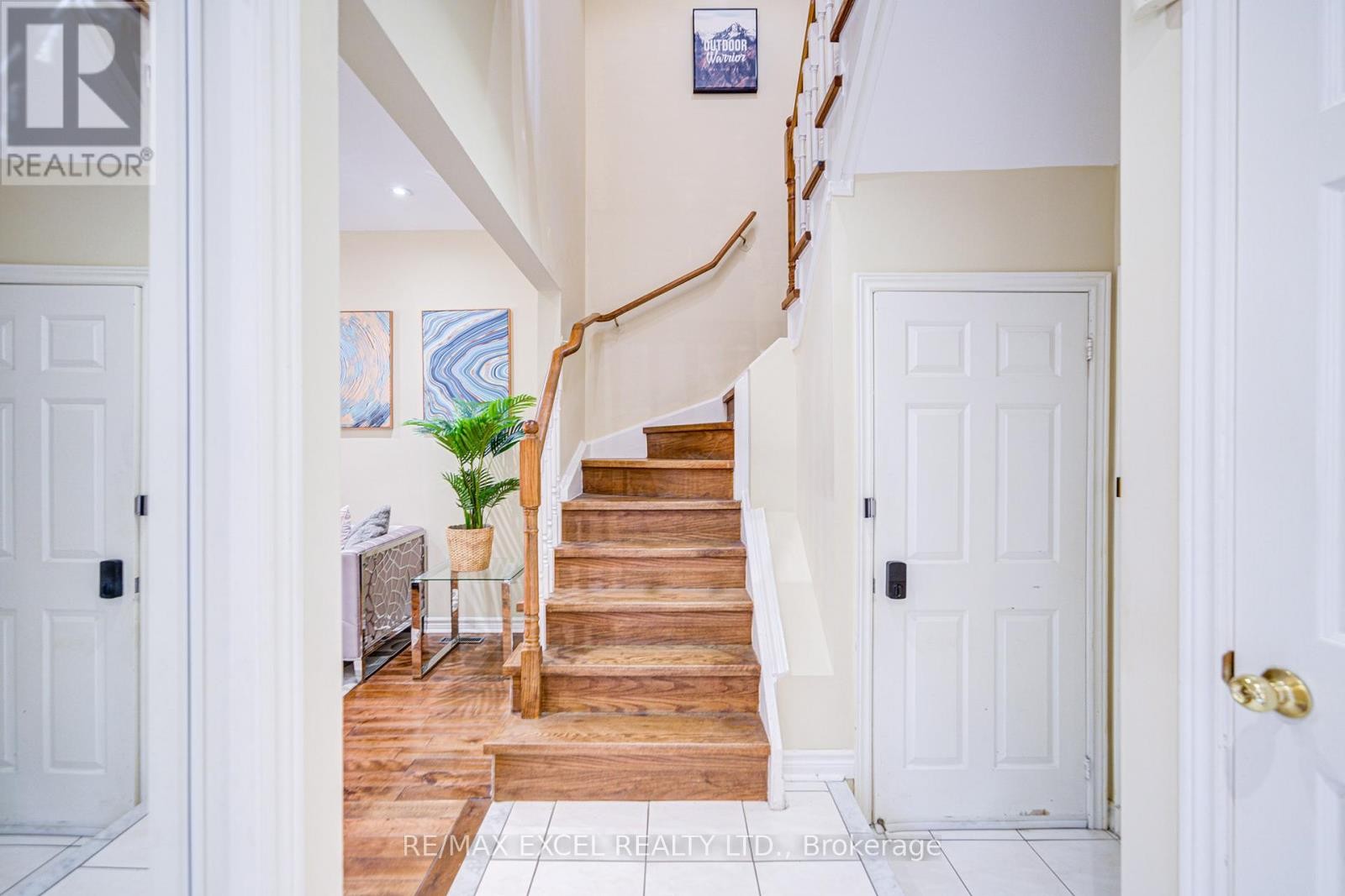 












263 MILLIKEN MEADOWS DRIVE

,
Markham (Milliken Mills West),




Ontario
L3R0W2

