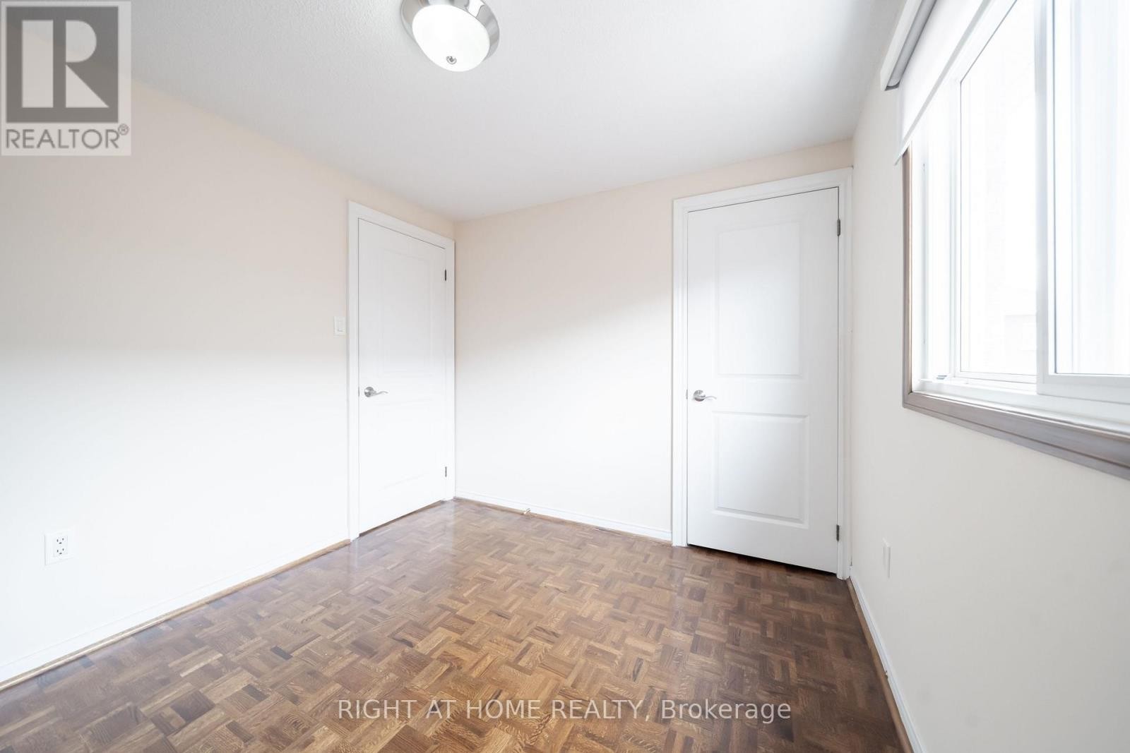 












259 TALL GRASS TRAIL

,
Vaughan (East Woodbridge),




Ontario
L4L3P7


