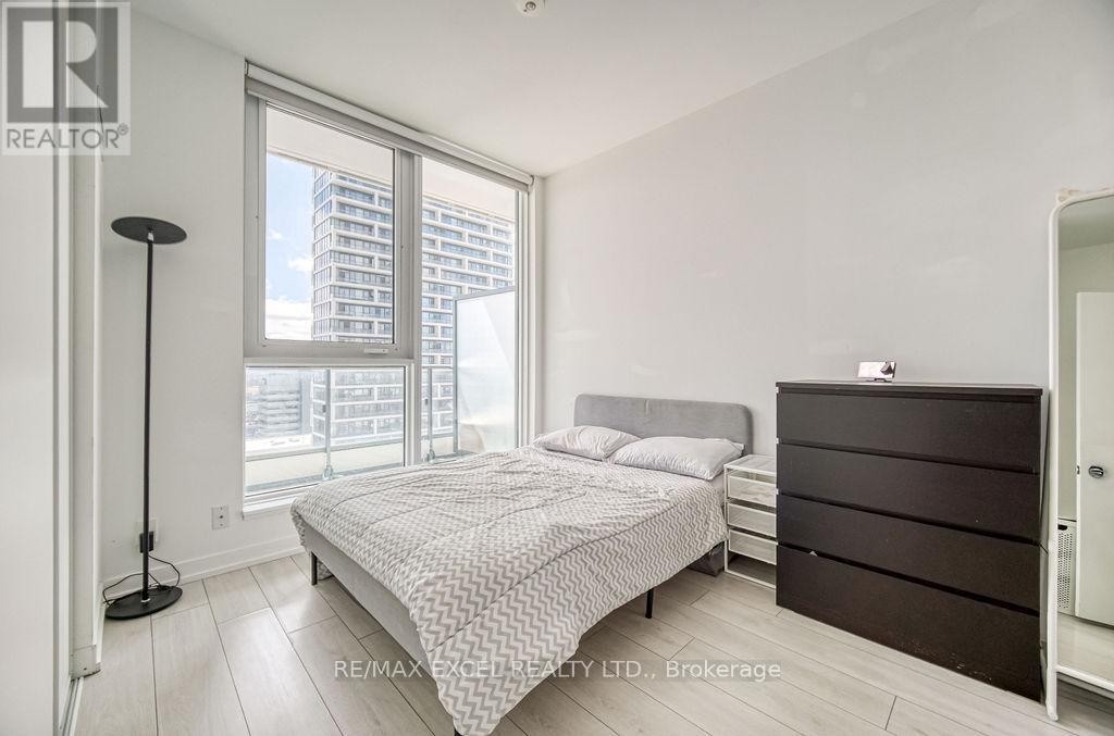 












2803 - 898 PORTAGE PARKWAY

,
Vaughan (Vaughan Corporate Centre),




Ontario
L4K0J6

