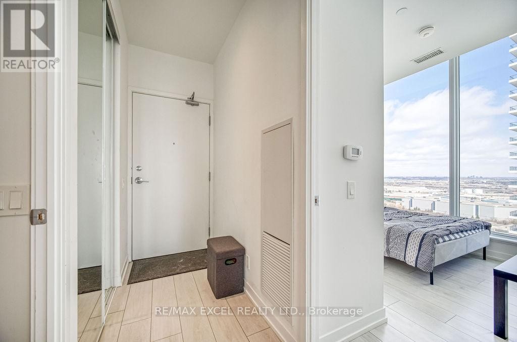 












2803 - 898 PORTAGE PARKWAY

,
Vaughan (Vaughan Corporate Centre),




Ontario
L4K0J6

