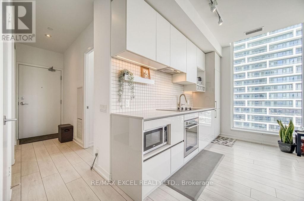 












2803 - 898 PORTAGE PARKWAY

,
Vaughan (Vaughan Corporate Centre),




Ontario
L4K0J6

