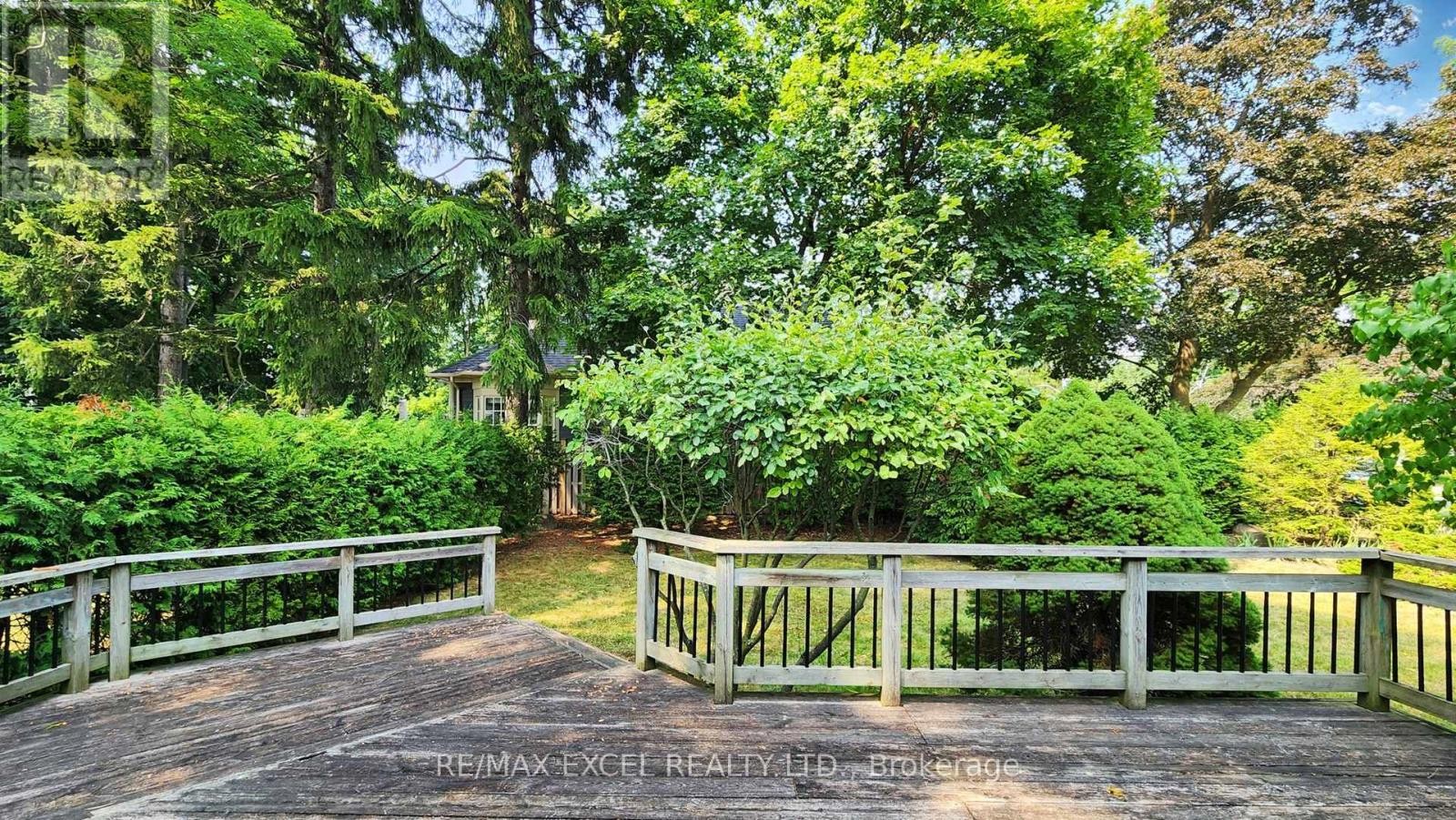 












4 ORCHARD STREET

,
Markham (Old Markham Village),




Ontario
L3P2T1

