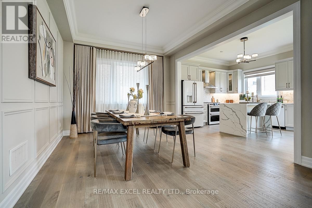












137 PINE HILL CRESCENT

,
Aurora (Aurora Estates),




Ontario
L4G3X9

