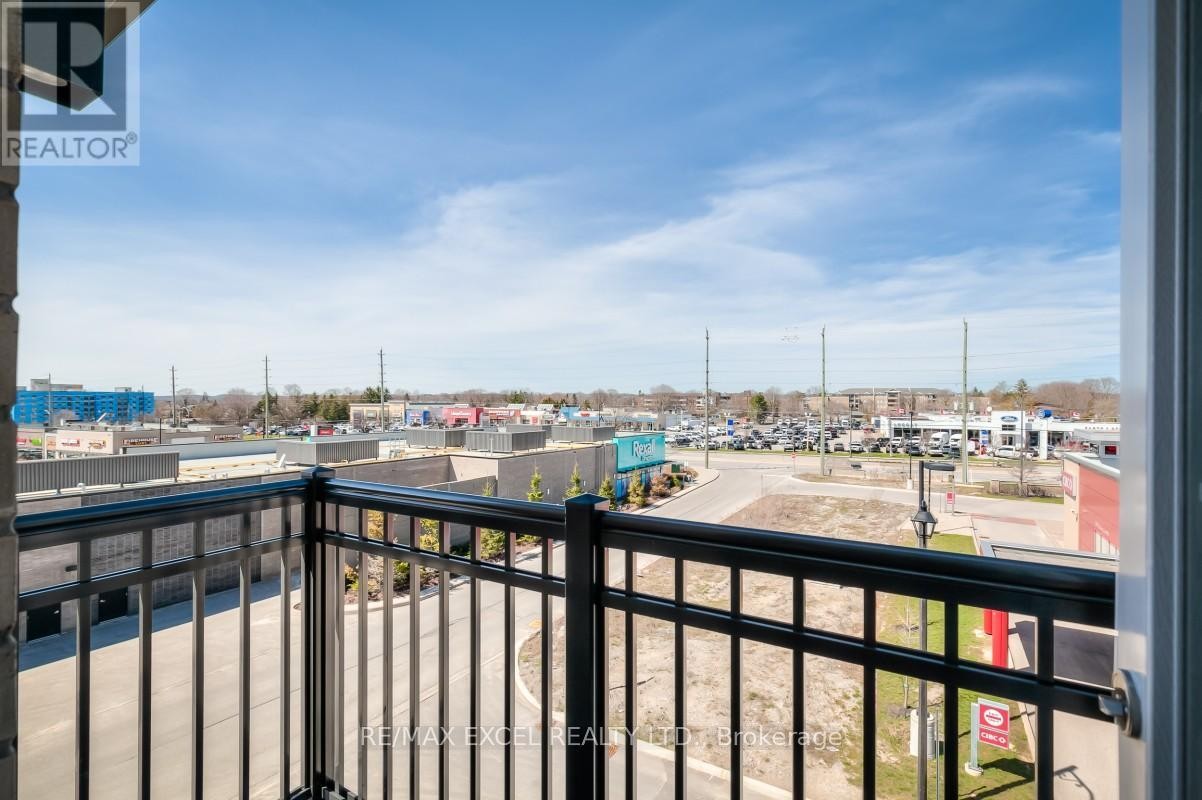 












6 MAYBANK LANE

,
Whitchurch-Stouffville (Stouffville),




Ontario
L4A4X7


