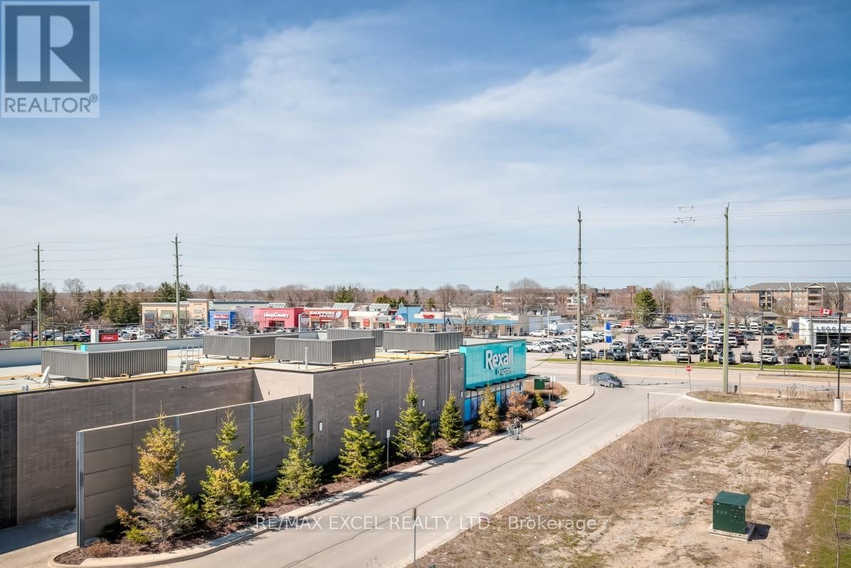 












6 MAYBANK LANE

,
Whitchurch-Stouffville (Stouffville),




Ontario
L4A4X7

