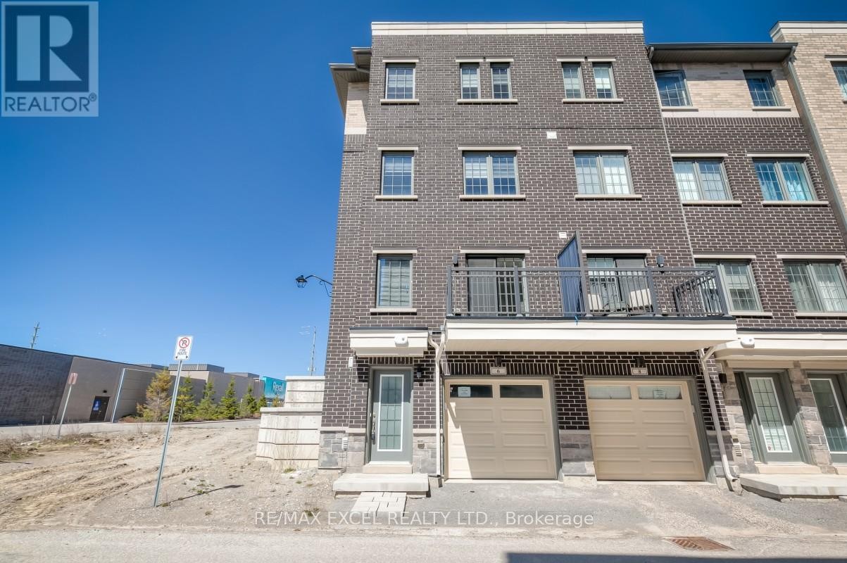 












6 MAYBANK LANE

,
Whitchurch-Stouffville (Stouffville),




Ontario
L4A4X7

