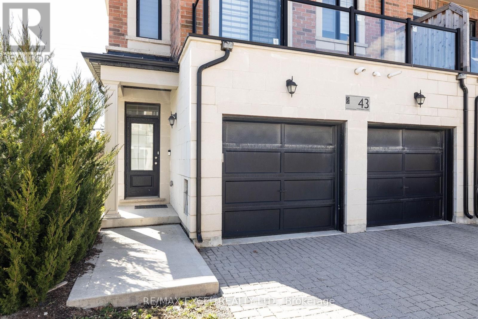 












43 HYDERABAD LANE

,
Markham (Greensborough),




Ontario
L6E0T8

