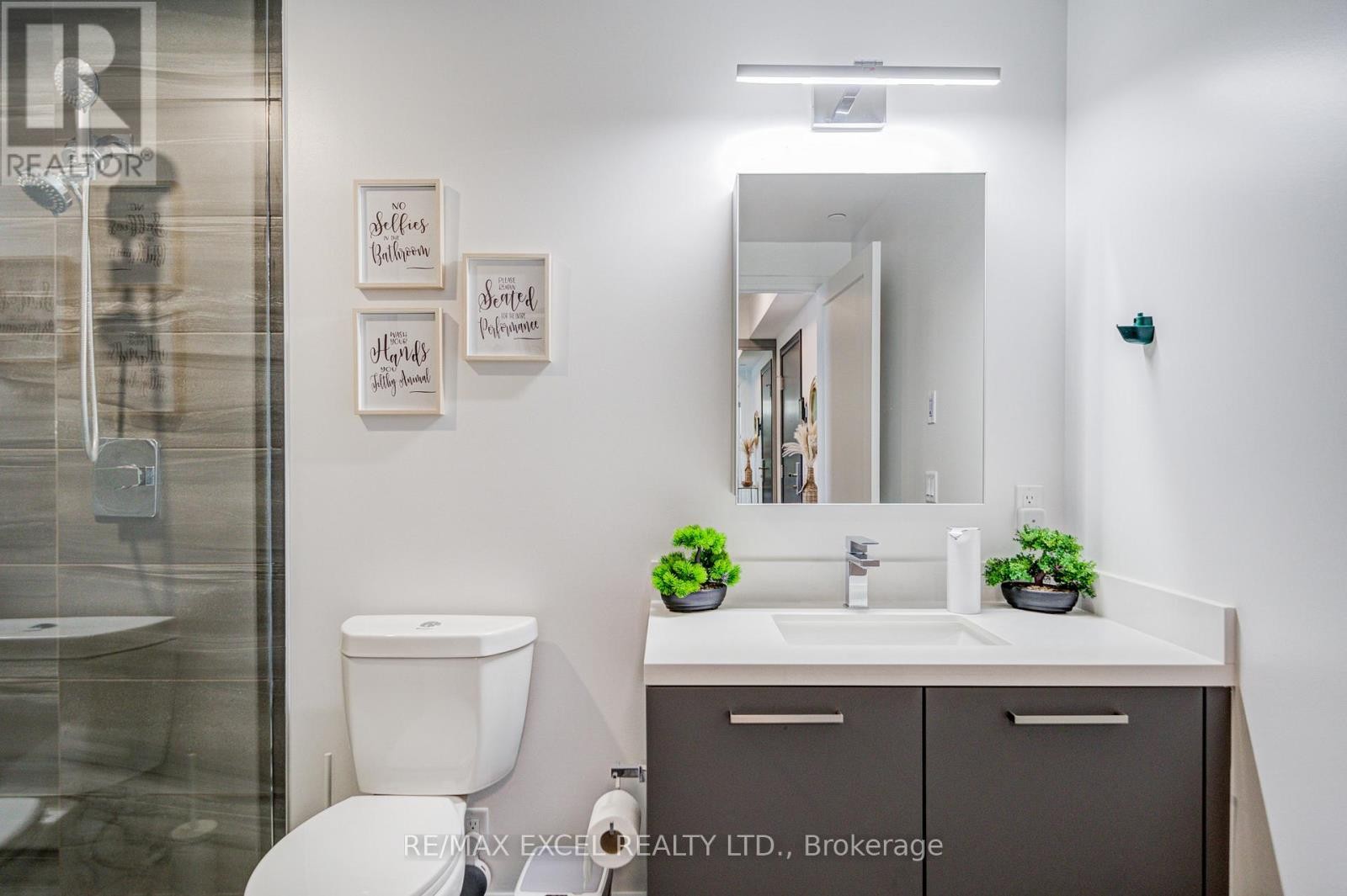 












2815 - 12 GANDHI LANE

,
Markham (Commerce Valley),




Ontario
L3T0G8

