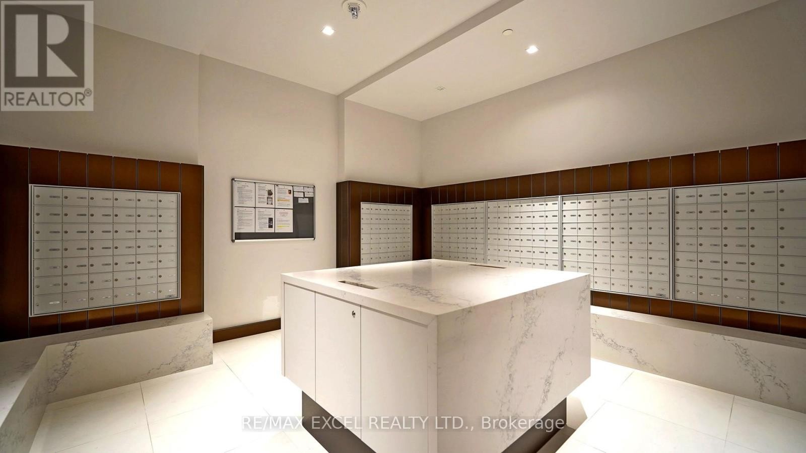 












2815 - 12 GANDHI LANE

,
Markham (Commerce Valley),




Ontario
L3T0G8

