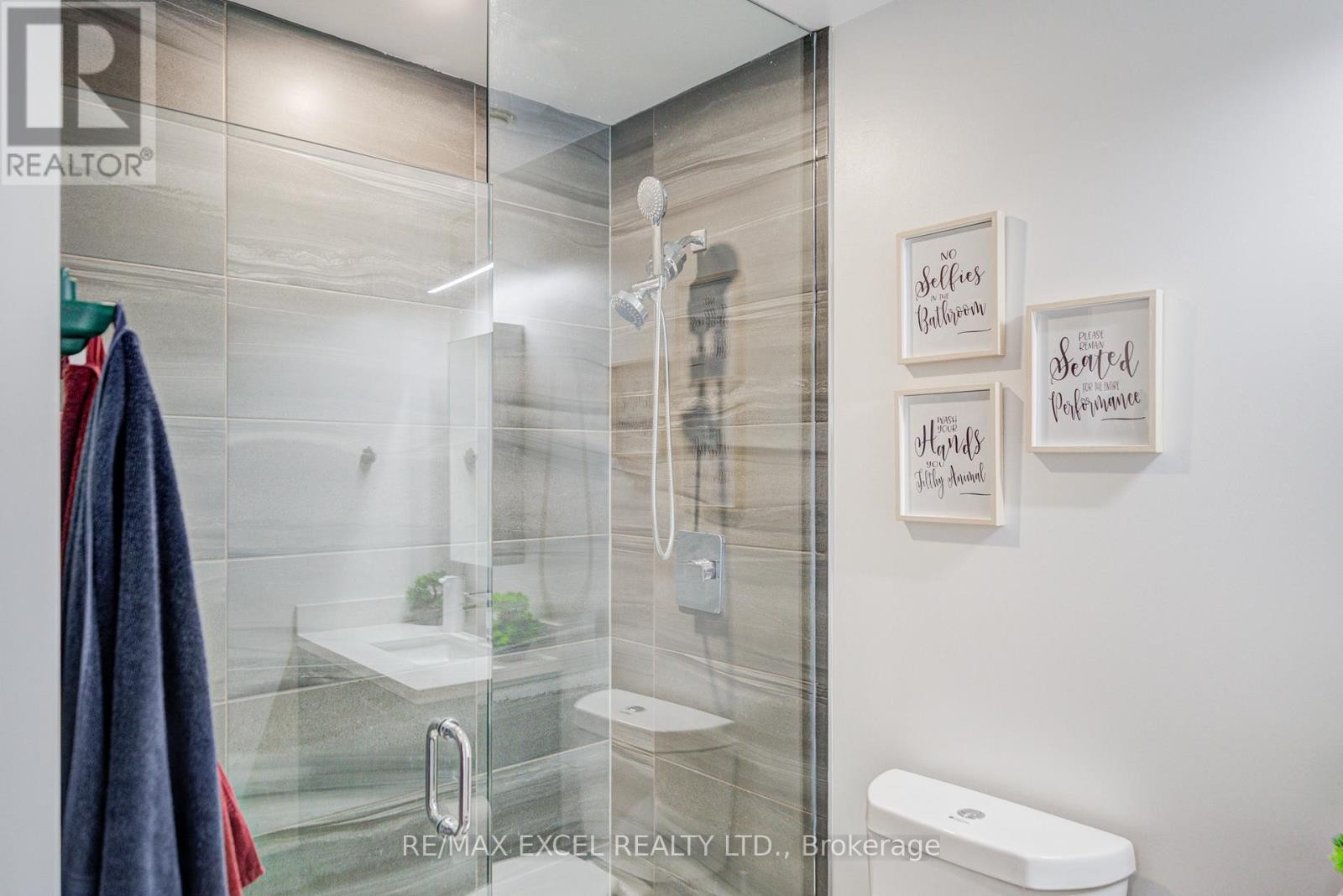 












2815 - 12 GANDHI LANE

,
Markham (Commerce Valley),




Ontario
L3T0G8

