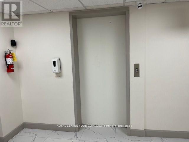 












100 D - 107 HOLLAND STREET

,
Bradford West Gwillimbury (Bradford),




Ontario
L3Z2B7

