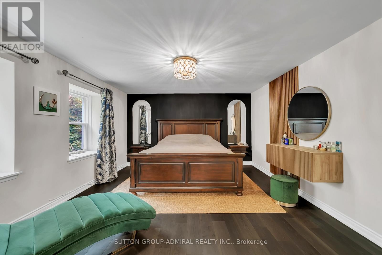 












9 ELSPETH PLACE

,
Markham (Grandview),




Ontario
L3T1C5

