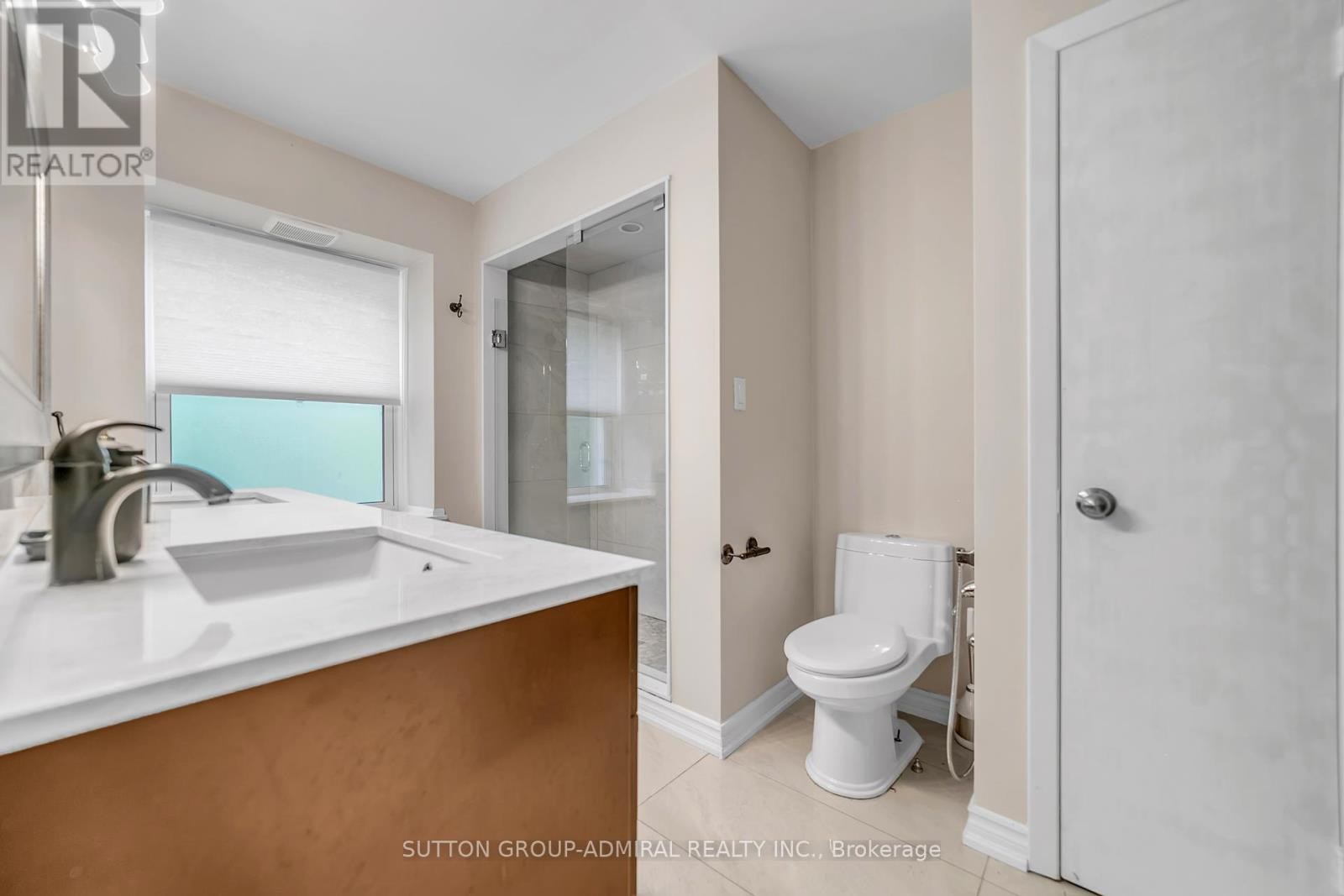 












9 ELSPETH PLACE

,
Markham (Grandview),




Ontario
L3T1C5

