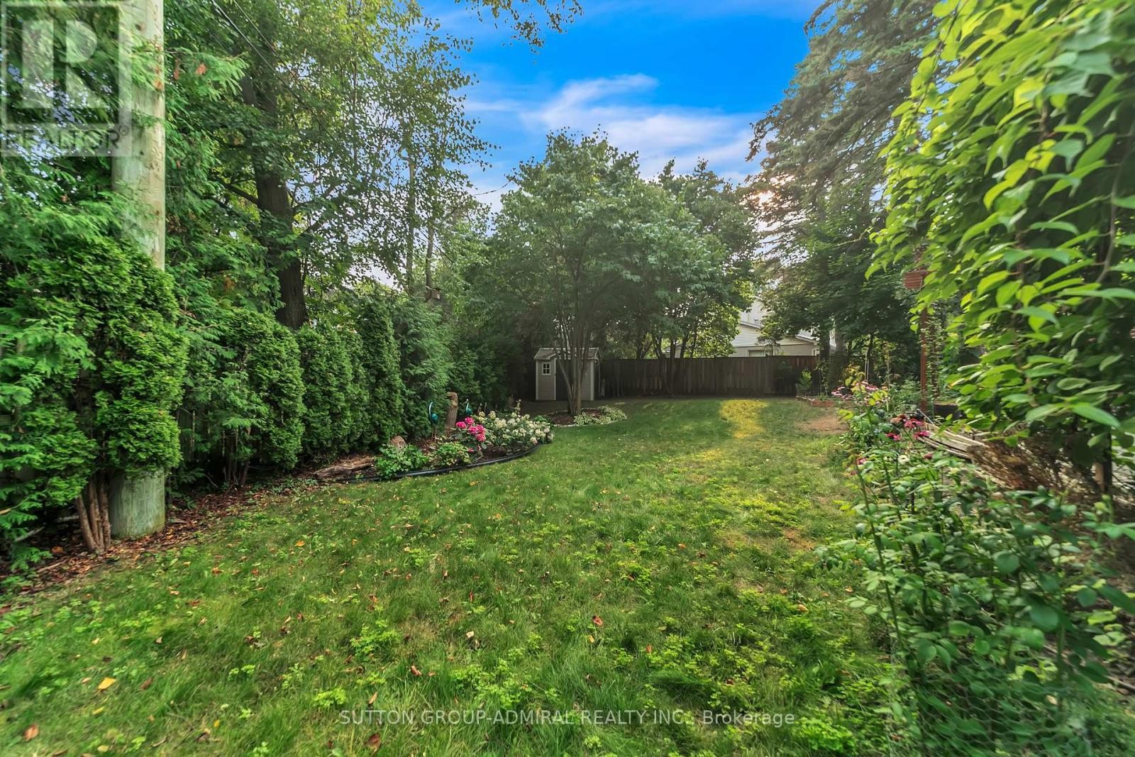 












9 ELSPETH PLACE

,
Markham (Grandview),




Ontario
L3T1C5

